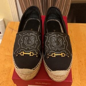 Salvatore Ferragamo KIM GAL 751252 Black and Gold Espadrilles